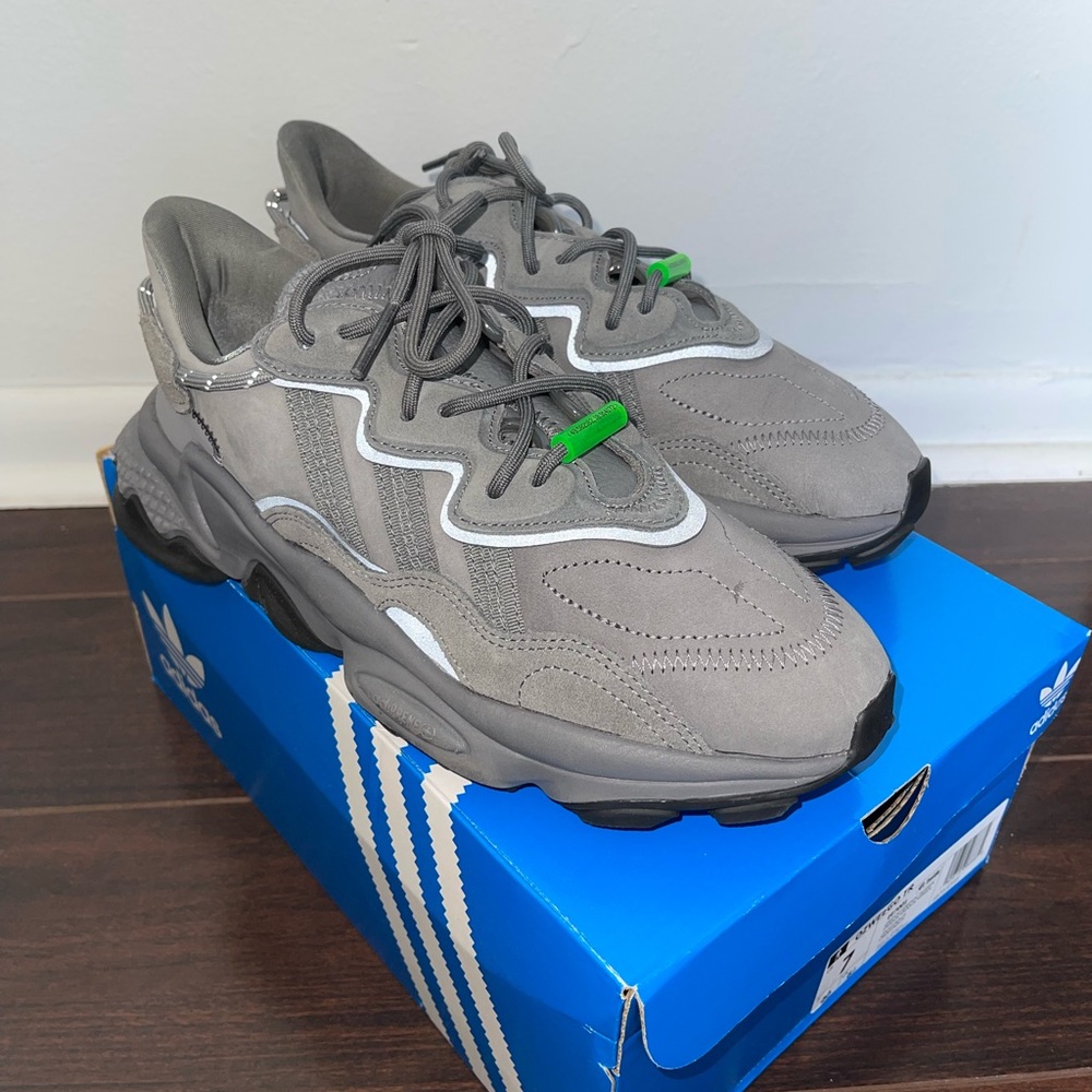 *SOLD* Adidas Ozweego TR sneakers